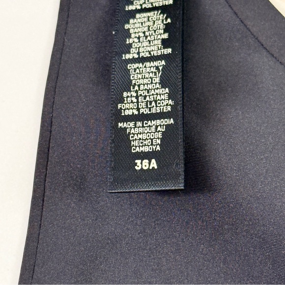 NWT!!! SKIMS Ultimate Push Up Plunge Bra - in Onyx Black - Size 36A - Picture 14 of 14